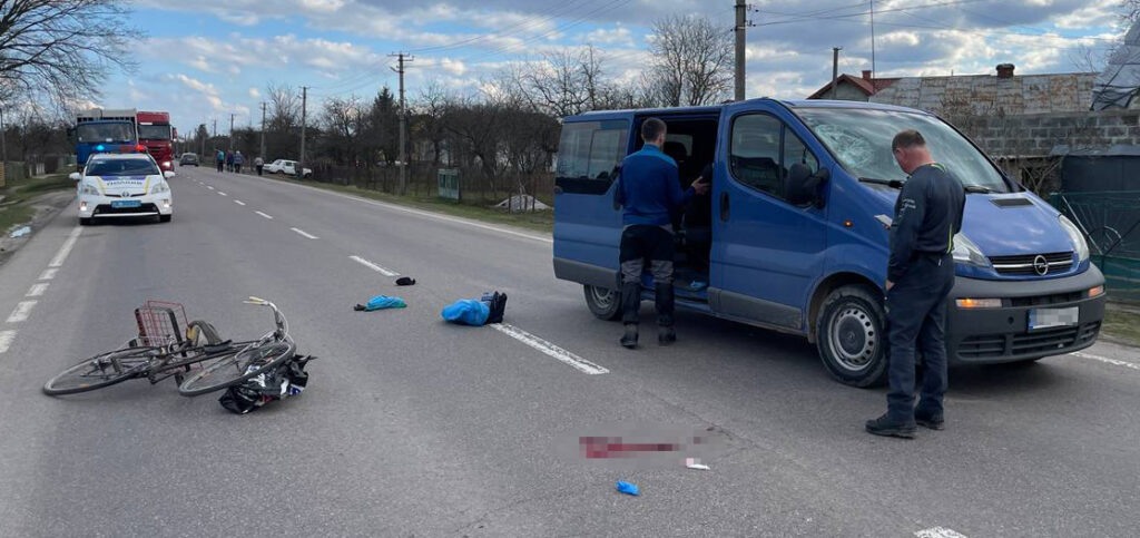 vodij-mikroavtobusa-zbiv-velosipedista-n