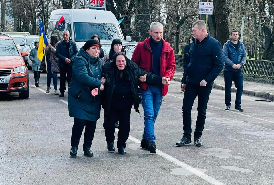 na-lvivshhini-na-kolinah-zustrili-zagibl