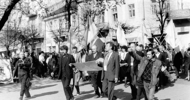 2 квітня 1990 р. над ратушею Дрогобича замайорів національний стяг