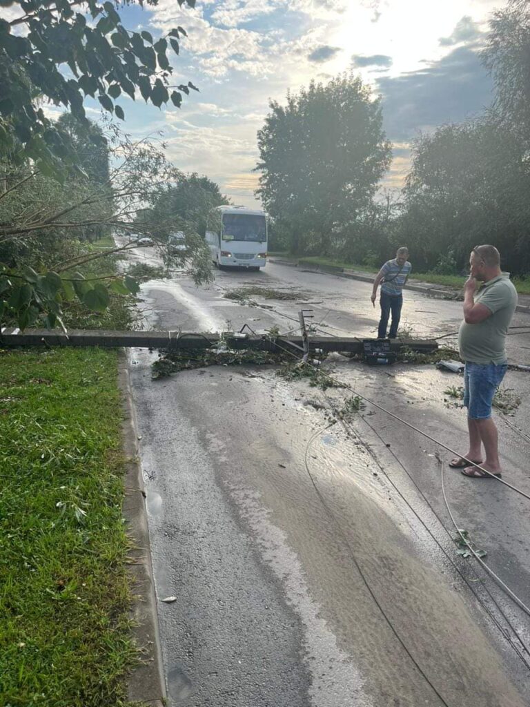 DrogMedia У Трускавці негода наробила шкоди. ФОТО