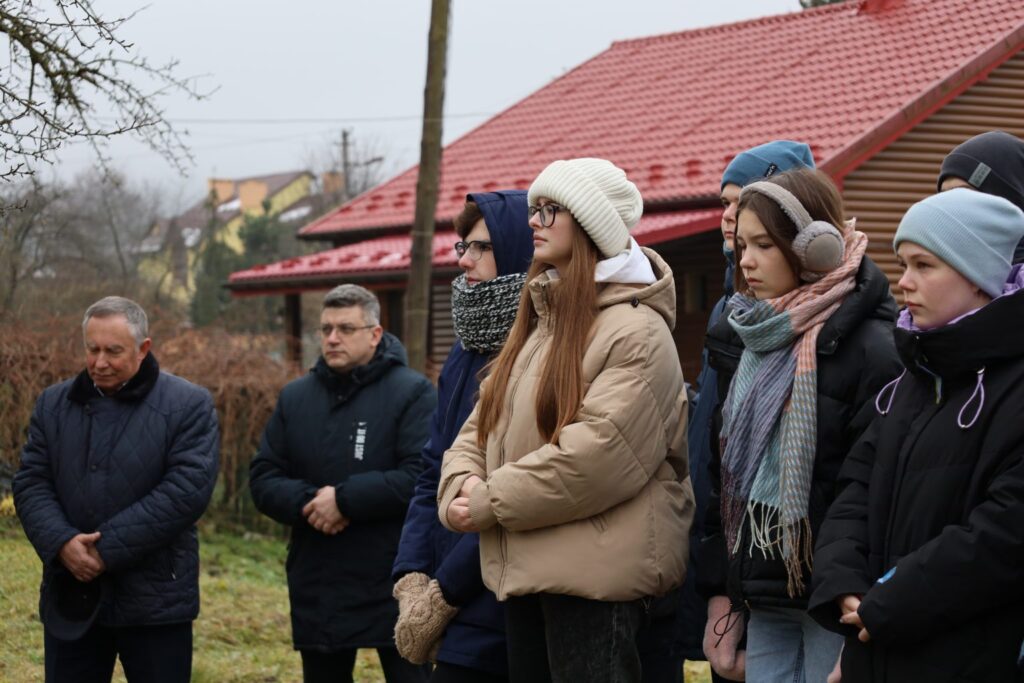 DrogMedia У Бориславі відкрили меморіальну дошку видатному уродженцю Тустанович Роману Дашкевичу
