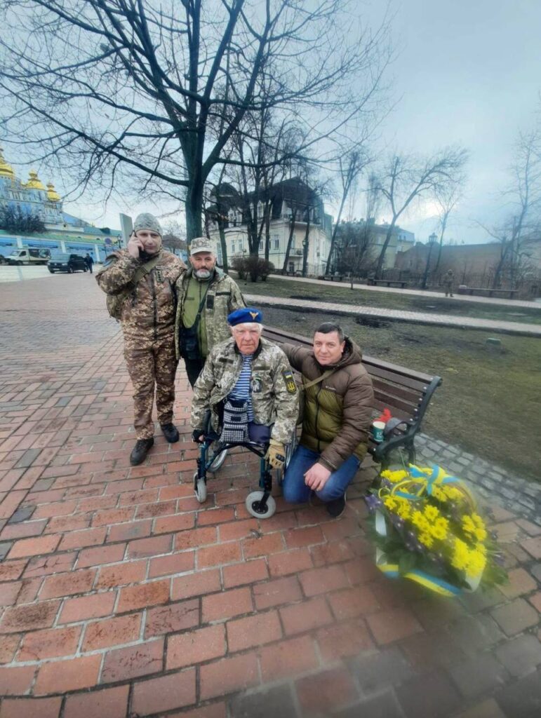 DrogMedia Замість квітів на могилу – пам’яті Героя Василя ЖГУТИ