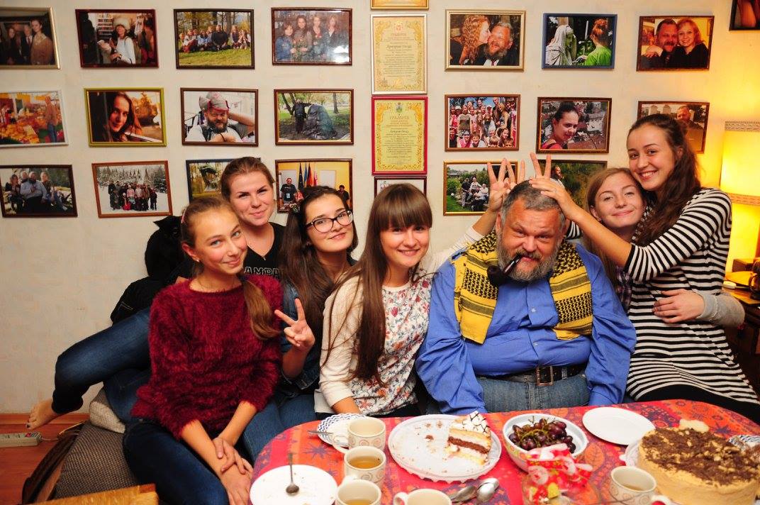DrogMedia Артур Деска: «Прошу не брехати, любити і не вдягати масок»