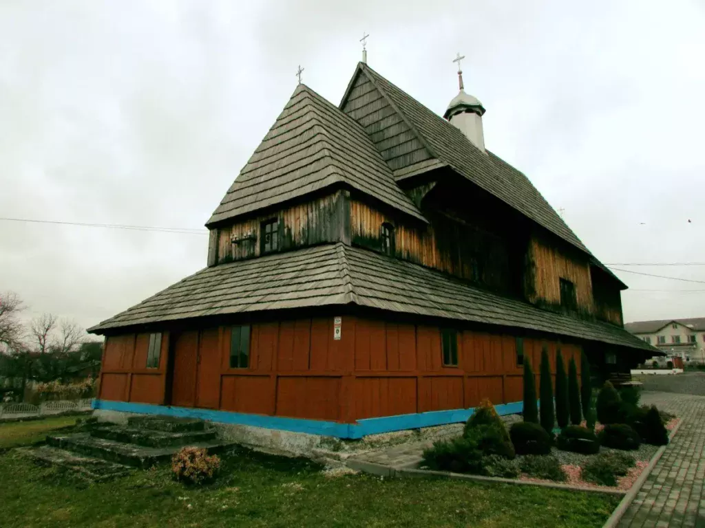 Церква в селі Меденичі, фото Богдана Волошина, 2019 рік.